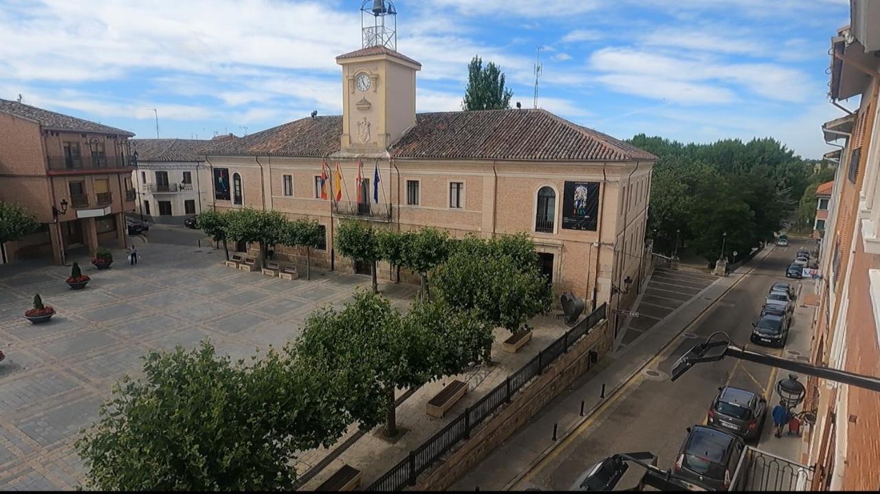 Hostal Plaza Mayor Hotel Carrion De Los Condes Exterior photo