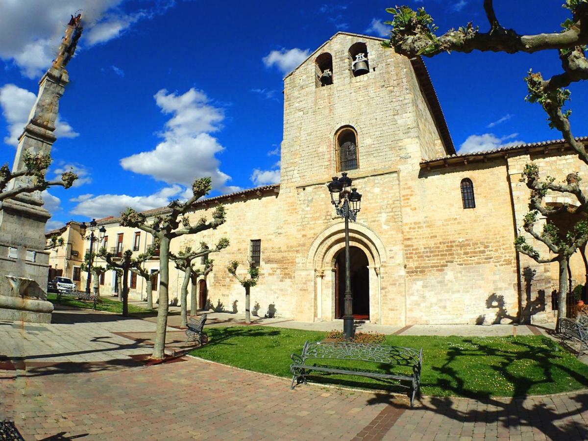 Hostal Plaza Mayor Hotel Carrion De Los Condes Exterior photo